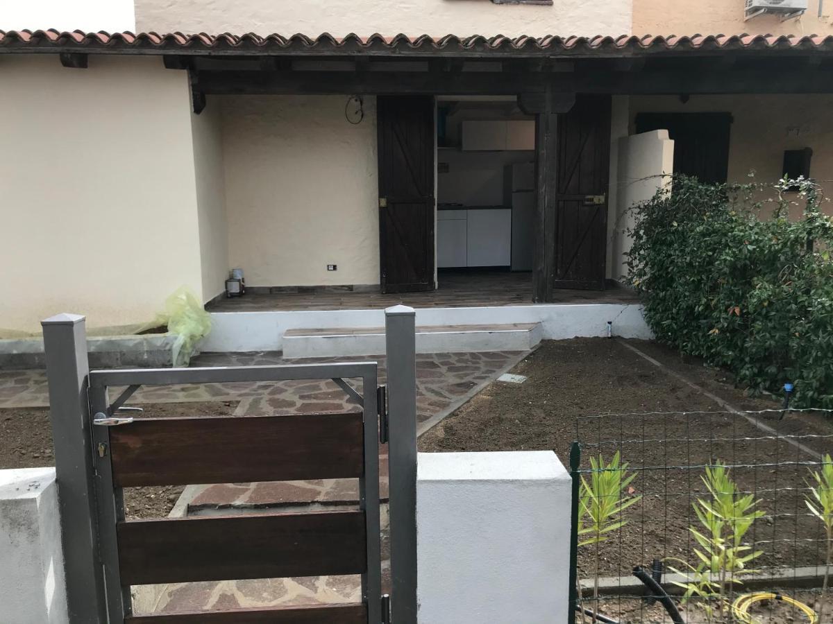 Villetta San Teodoro Iun Q7135 エクステリア 写真
